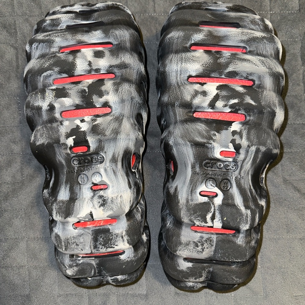 Crocs Echo Slide Black/Flame US Men’s 10, Women’s 12 Used